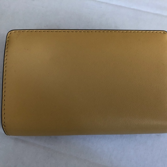 Michael Kors Jet Set Travel Wallet - Picture 7 of 7